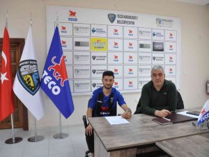 Uğur Mustafa Türk Ve Sergen Yatağan Karacabey Belediyespor’da