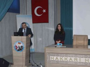 Hakkari’de Denetim Üyelerine Seminer