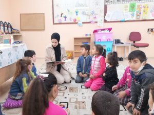 Akdağmadeni Kütüphanesi Okullarda Okuma Etkinliği Başlattı