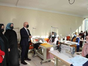 Ki̇gem İle Hem Öğreniyor Hem De Aile Ekonomisine Katkı Sağlıyorlar