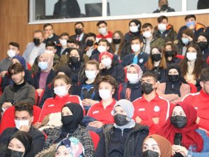 Gençlik Çalıştaylarının Startı Verildi