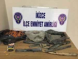 Kaçak Kazı Yapan 4 Kişi Suç Aletleriyle Birlikte Yakalandı