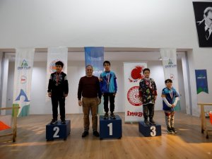 İ̇l Şampiyonasını 7 Kupa 25 Madalya İle Tamamladılar