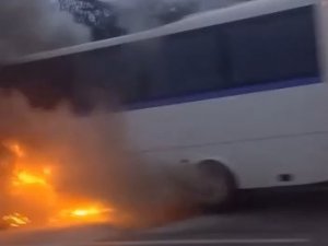 Bursa’da Seyir Hâlindeki Otobüs Alev Alev Yandı