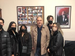 Sokağa Atılan Maske Hayvanlar İçin Büyük Tehlike