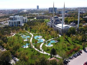 Selçuklu Belediyesi Yeşil Dokuyu 12 Yeni Parkla Güçlendirdi