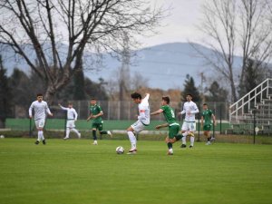 Bursaspor, U19 Takımı İle Maç Yaptı - Namiq Alasgarov İki Golle Yıldızlaştı