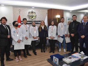 Mtü’lü Genç Şefler, İ̇stanbul’dan 6 Madalya İle Döndü