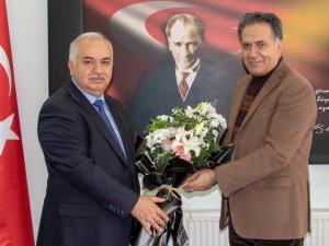 İ̇nönü Üniversitesi Sağlık Bilimleri Fakültesi’nde Görev Değişimi