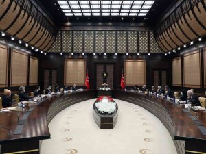Cumhurbaşkanı Erdoğan, Kamu Görevlileri Etik Kurulu Başkanı Güngör Ve Kurul Üyelerini Kabul Etti
