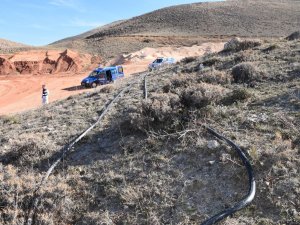 Bayburt’ta Bakır Elektrik Kablolarını Çalan 3 Kişi Tutuklandı