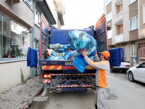 İ̇negöl’de Her Eve Çöp Konteynırı