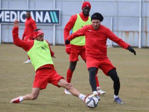Sivasspor, Lider Trabzon Maçına Hazırlanıyor