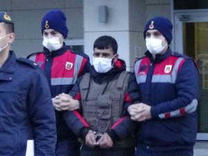 Tartıştığı İş Arkadaşını Defalarca Bıçaklayarak Öldürdü