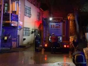 Evde Sigaradan Yangın Çıktı