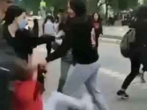 Bursa’da Liseli Kızların Meydan Savaşı Kameraya Böyle Yansıdı