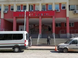 Kilolarca Uyuşturucuyu Prezervatife Doldurup Araçta Zulalamışlardı, Yargılanmalarına Devam Edildi