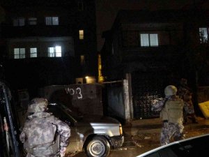 Mersin’de Deaş’a ’Pençe-2’ Operasyonu: 17 Gözaltı
