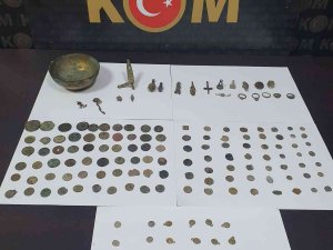 Manavgat’ta Tarihi Eser Kaçakçılığı Yapan 2 Şüpheli Yakalandı