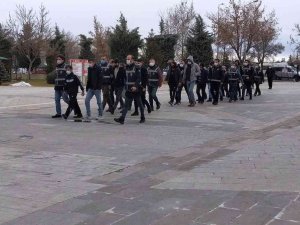 Konya’da Arama Kararı Olan 65 Kişi Yakalandı