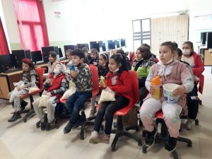 Hisarcık Atatürk İ̇lkokulunda “Film Günü” Etkinliği