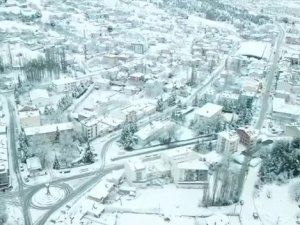 Beyaz Örtüyle Uyanan Denizli’de Kar Kalınlığı 30 Santimetreye Yükseldi