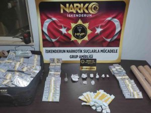 İ̇skenderun’da Sahte Dolar Ele Geçirildi