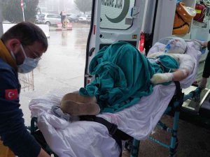 Boşandığı Karısını Yanıcı Madde Dökerek Yaktı