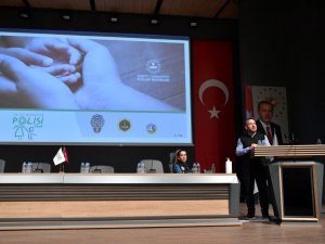 Kayseri Osb’de ‘En İ̇yi Narkotik Polisi Anne’ Semineri