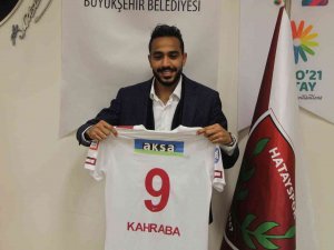 Mısırlı Futbolcu Kahraba, Resmen Hatayspor’da