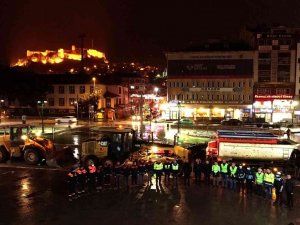 Kastamonu Belediyesi, 83 Personel Ve 24 İş Makinesi İle Kar Mücadeleye Hazır