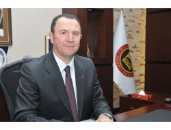 "2014 Olumlu Geçti, 2015’e Tedbirli İyimserlikle Bakmalıyız" Temennisi