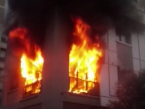 Kadıköy’de Yanan Evde Mahsur Kalan Kadın Hayatını Kaybetti