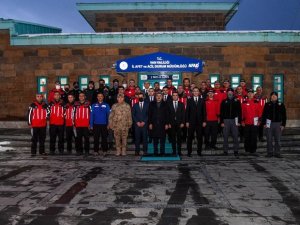 Bakan Soylu’dan Kurtarma Çalışmasına Katılan Ekibe Teşekkür Belgesi