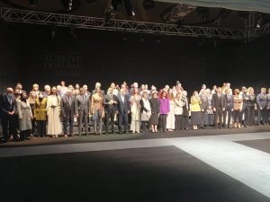 "Geçmişten Geleceğe" Temasıyla Türkiye Dokuma Atlası Projesinin İlk Sahne Gösterimi Yapıldı