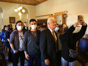 Büyükşehir, Öğrencilere 4 Ayda, 408 Bin 500 Tl Destek Verdi