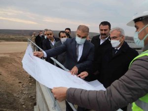 Vali Karaloğlu, Bismil Atık Su Arıtma Tesisinde İncelemelerde Bulundu