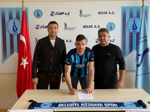 Belediye Kütahyaspor Hücum Hattını İ̇smail Düzgün İle Güçlendirdi