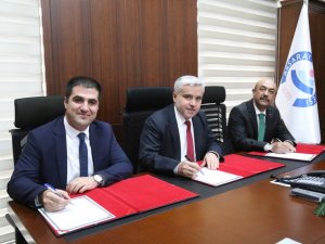 Asü’de Plc Eğitimleri İçin İmzalar Atıldı