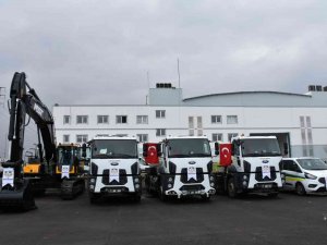 Bağlar Belediyesi Araç Filosunu Son Teknoloji 5 Yeni Araçla Güçlendirdi