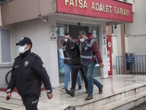 Eski Eşini Yakan Kocanın İlk İfadesi Alındı: “Şişeyi Fırlattım, Elimdeki Sigarayı Ağzıma Götürünce Sıvı Alev Aldı”