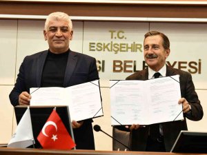 Tepebaşı’nda Sözleşme Sevinci