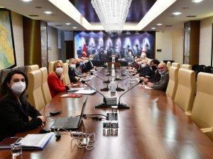 Yaşlı Ve Engelli Vatandaşlara Evde Bakım Ve Temizlik Hizmeti