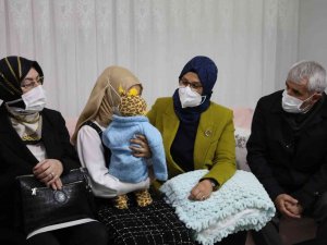 Çocuk Hakları Alt Komisyonu Üyelerinden Cihan Bebeğe Ziyaret