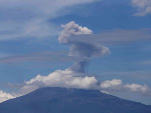Popocatepetl Yanardağı’nda Yeni Patlama