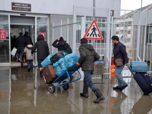 Esendere Sınır Kapısı Tekrar Geçişlere Açıldı