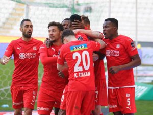 Sivasspor’da Zorlu Trabzonspor Maçı Öncesi 5 Eksik!