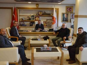 Başkan Özdemir: "Derneklerimizin Yanındayız"