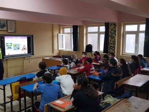 Boğaziçili Öğrencilere Trafik Dersi