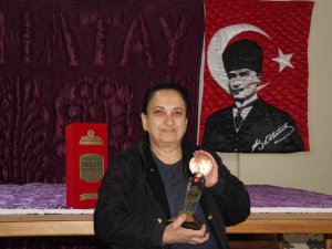 Yorgan Ustası Nahya Güzelyurt "Yaşayan İ̇nsan Hazineleri" Ödülüne Layık Görüldü